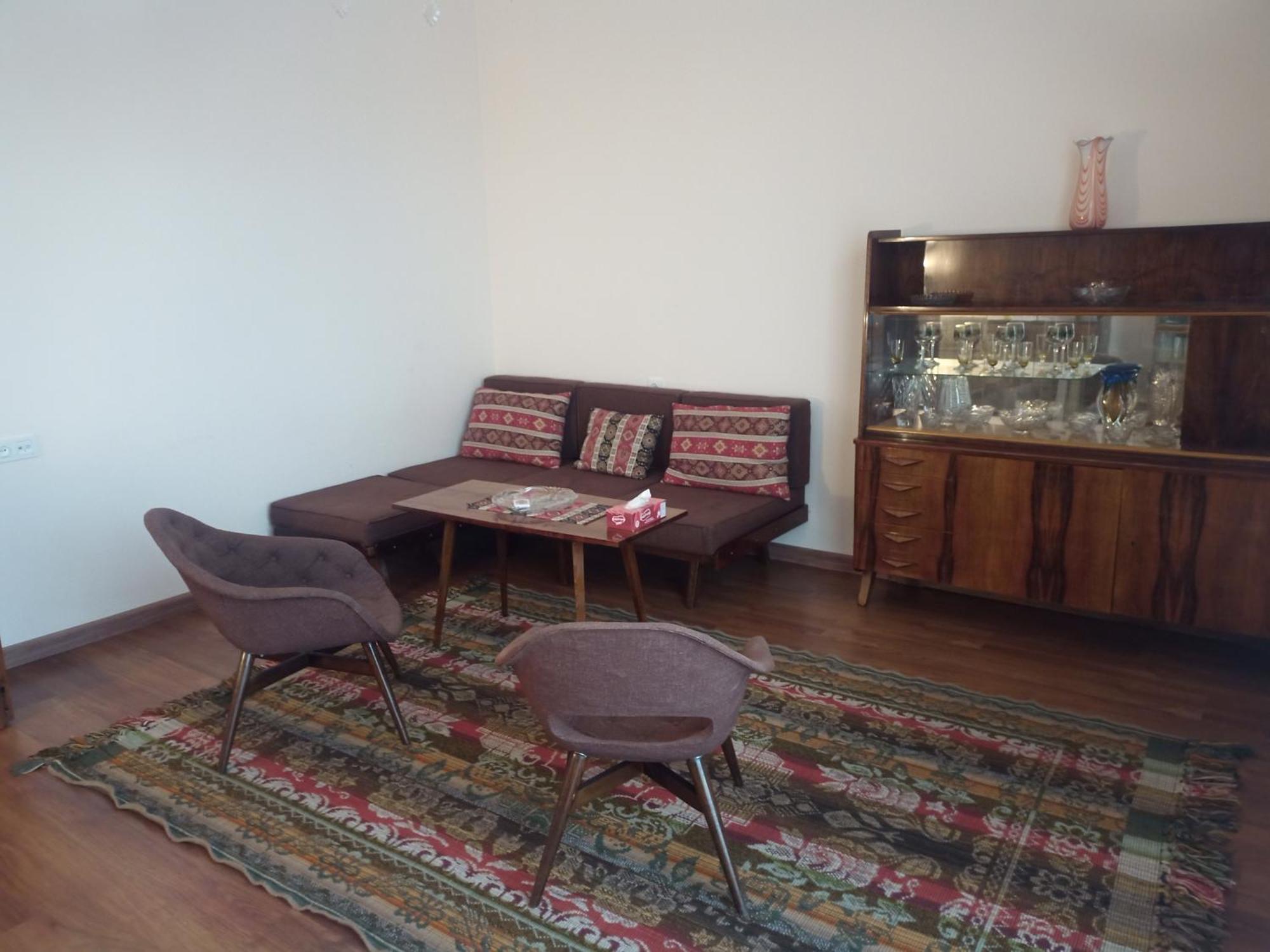 Spacious One Bedroom Apartment In The City Centre Yerevan Bagian luar foto